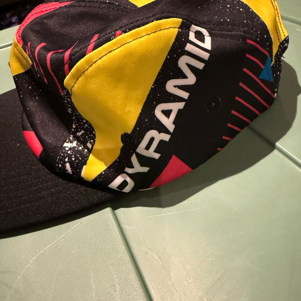 Black Pyramid cap - Picture 2 of 3